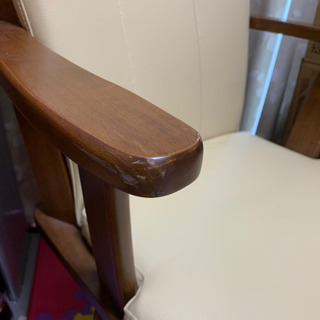 落ち着いた雰囲気のダイニングテーブルセット　　　　　値下げしましたの画像