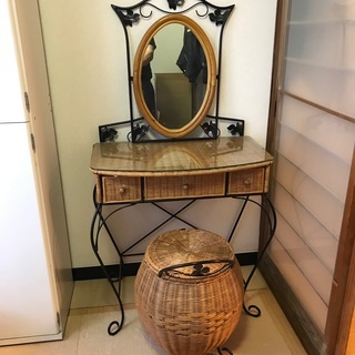 アジアン風？　ドレッサー　ディノス家具