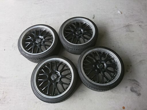 ～SOLD！～【中古品】19インチ タイヤ＆ホイール ４本セット ５穴 114.3 クラウン マークXなど