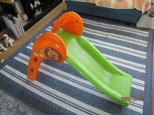 ディズニー子供用滑り台