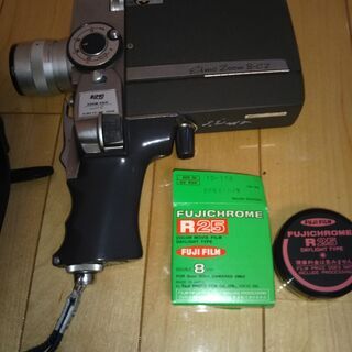 ＥＬＭＯ　８ミリフィルムカメラ　ジャンク