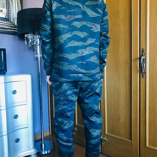 ナイキ エアジョーダン 上下 迷彩 Mサイズ 値段交渉可