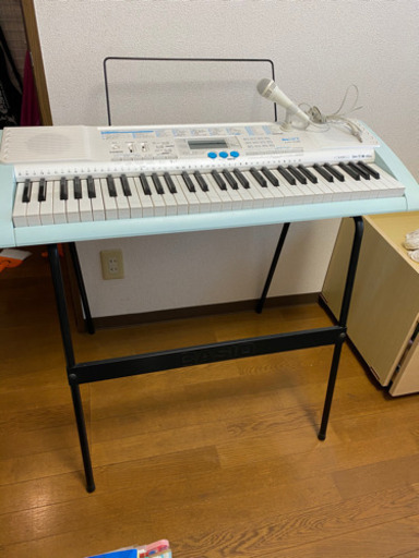 値下げ！カシオ　電子ピアノ　光るナビ　LK108