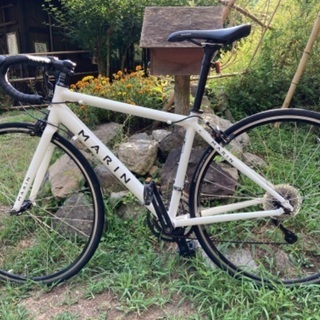自転車　ロードバイク　marin