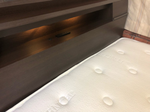 ?【送料無料】ムスタリング ダブルサイズベッド マットレスセット