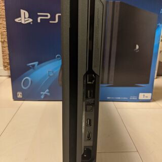 PS4 Pro ジェット・ブラック 1TB 本体「ソフト5本, コントローラー２台付き！」の画像