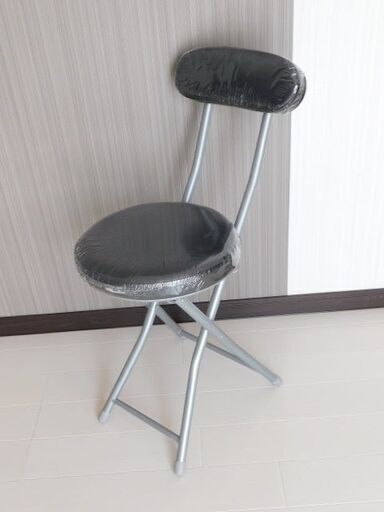 新品　折りたたみ パイプ チェア コンパクト 椅子