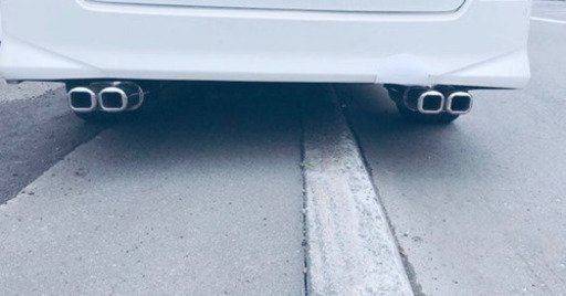 10アルファードワンオフ4本だしマフラー！！