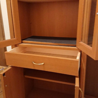 無料‼︎無料‼︎取りに来てくれる方限定‼︎食器棚‼︎の画像