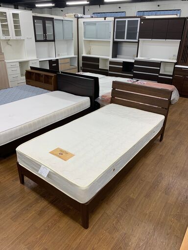 大川家具　シングルベッド　売場展開中！！！