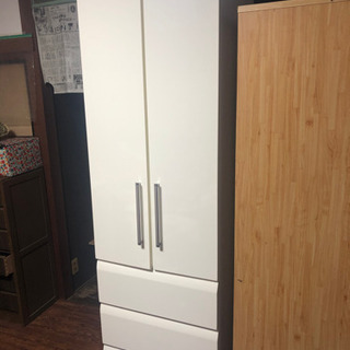 値下げしました白いタンス