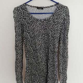 ヒョウ柄のブラウス　【M/ L】