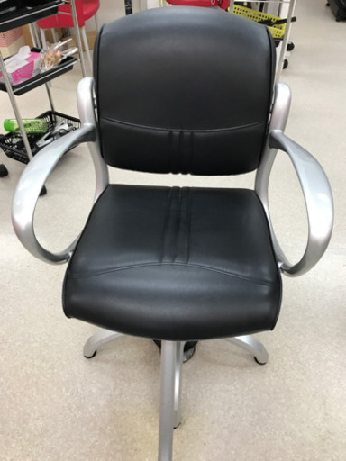美容室　カット椅子　2台セット