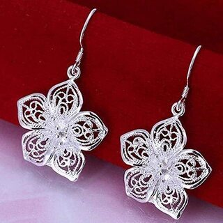 【新品】【日本全国郵送相談可】カットアウトイヤリング、ファッション絶妙なエレガントイヤリングローズイヤリング花びらイヤリングシルバーの画像