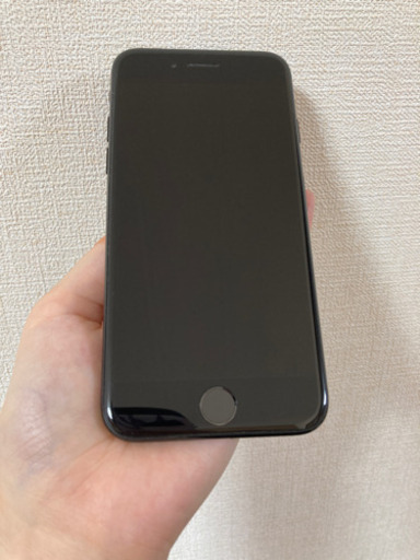 iPhone 7 Jet Black 128 GB SIMフリー