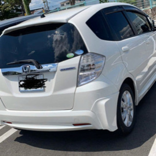 honda fit hybrid H23 車検2022/2の画像