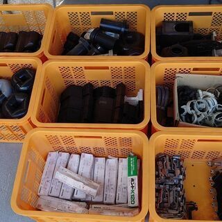 雨樋　縦樋・軒樋・エルボ・取付金物の画像