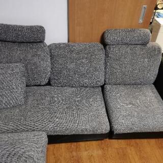 L字ソファー無料で差し上げます！の画像