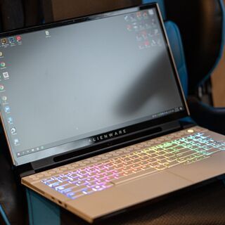 Alienware M17 R2　ほぼ未使用の画像