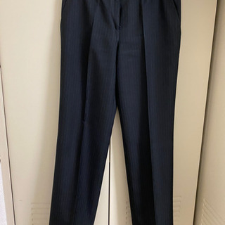 3セット、ストライプスーツの画像