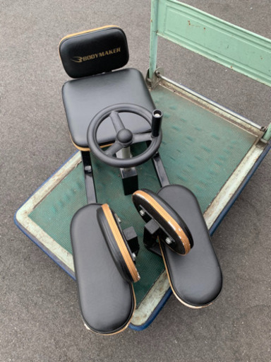 ボディーメーカー　レッグスストレッチャー