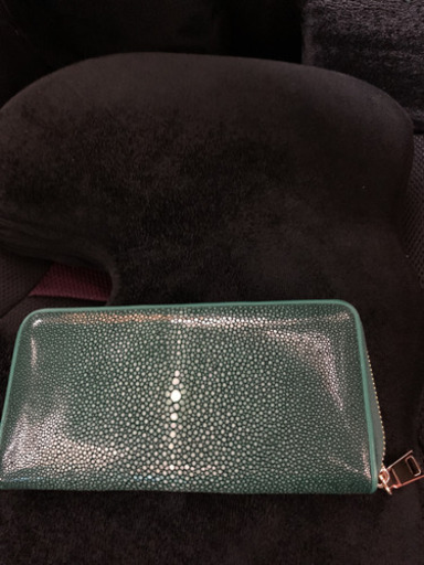 皮革の宝石　ゴダン　長財布