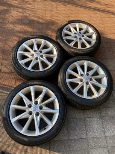 プリウスアルファ純正ホイール