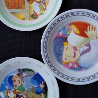 懐かしいアニメのお皿