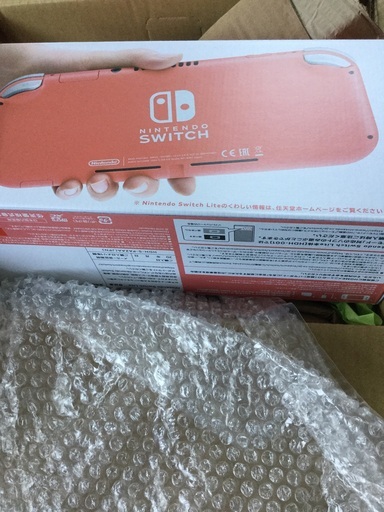 新品　任天堂スイッチライト　コーラル本体　NintendoSwitch Lite