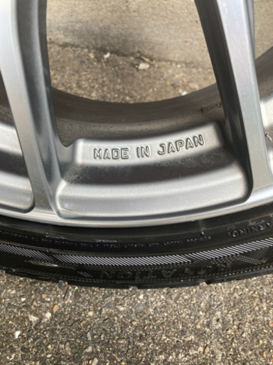 ホイール　タイヤ　215/45R17   LEONIS