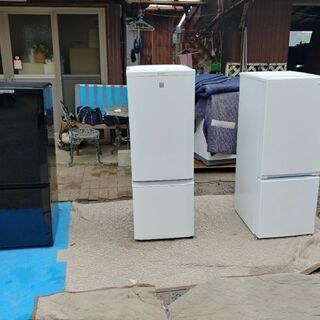 本日綺麗な　冷蔵庫入りました。