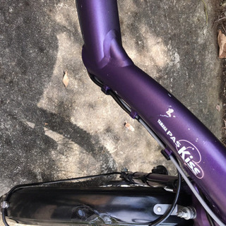 A03B✴️✴️タイヤ新品✳️✳️C83D電動自転車☯️☯️ヤマハ❤️❤️２０インチ　長生き８アンペア の画像