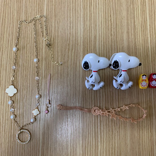 小物類　クリップ　キーホルダー　ネックレス　ミサンガ