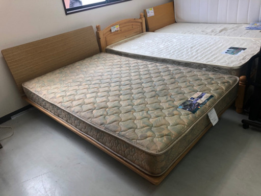 【リサイクルショップ八光　田上店　配達・設置OK】ベージュ　セミダブルベッド