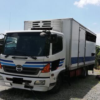 決まりました!　日野　レンジャープロ　4ｔ　冷蔵冷凍車　走行可能な倉庫に！！　イベントに！　部品取りに？の画像