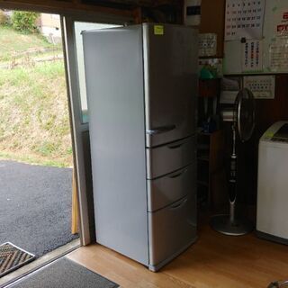 只今商談中　冷蔵庫　361L 2014年型　ハイアール