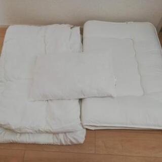 敷布団・掛け布団・枕セット