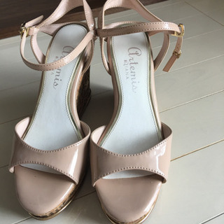 ダイアナ　厚底サンダル