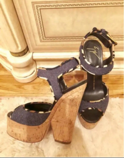 Giuseppe Zanotti サンダル
