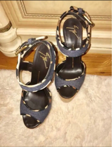 Giuseppe Zanotti サンダル