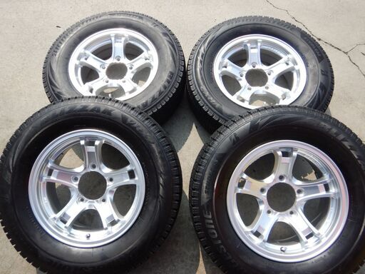 キーラーフォース　１５インチ　スタッドレス　ジムニーシエラ