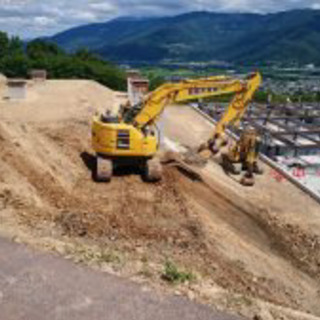 急募‼️  北海道旭川近郊　バックホーオペの画像