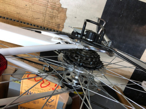 購入1か月未満美品！27インチ自転車　変速切り替え付き！
