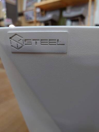 値下げしました！　オールスチール製　スツールチェア【　愛品倶楽部柏店】 