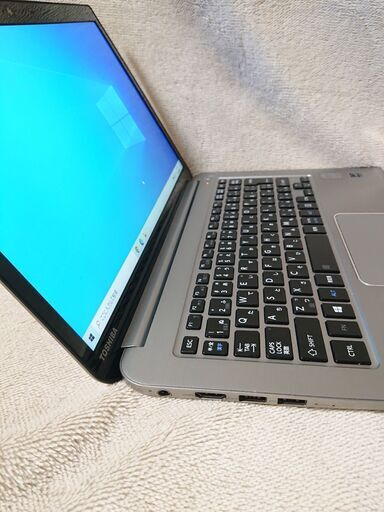 パソコン dynabook KIRA