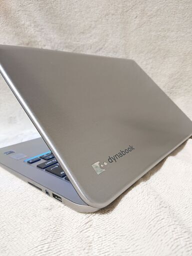 パソコン dynabook KIRA