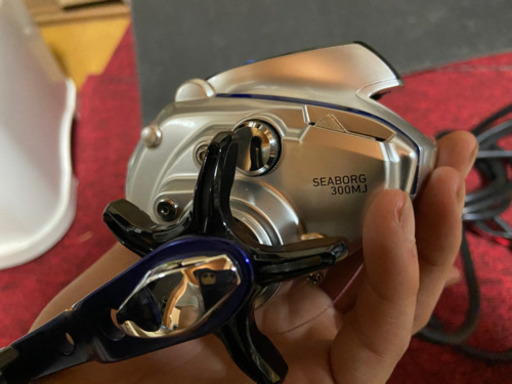 美品だと思います。使用回数も少ないと思います。ダイワ、シーボーグ　300MJ 電動リール