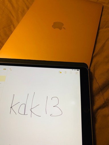 【11/25在庫有】Macbook Air 2019年購入 Retina 充電40回 付属品箱有
