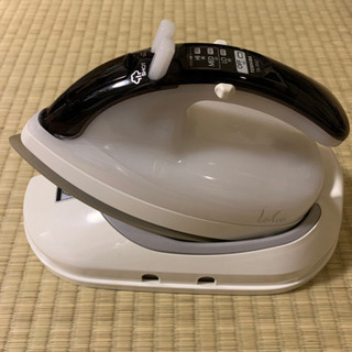 【取引中】東芝　TOSHIBA  スチームアイロン