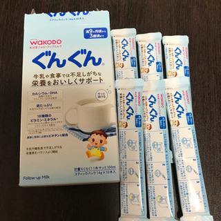 〘 取引中〙ベビー 粉ミルクとベビーフードの画像